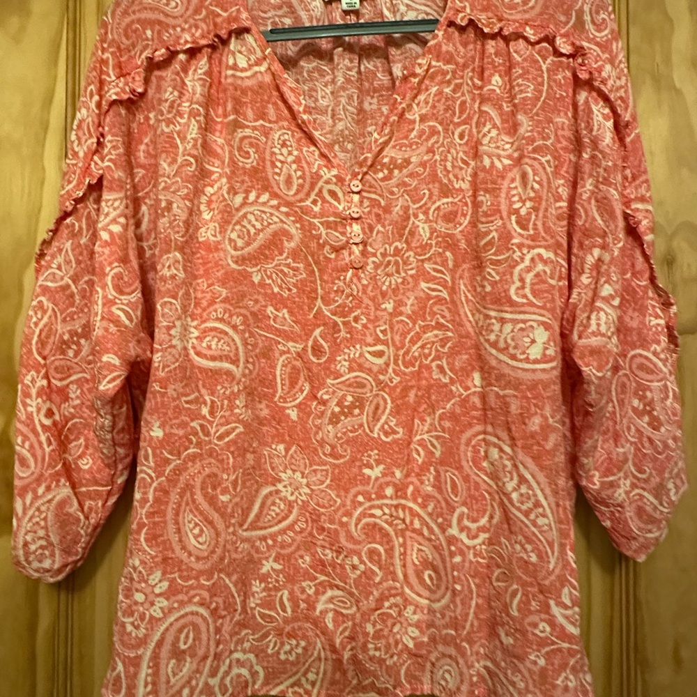 Zac & Rachel Coral Paisley Top with ruffle features.